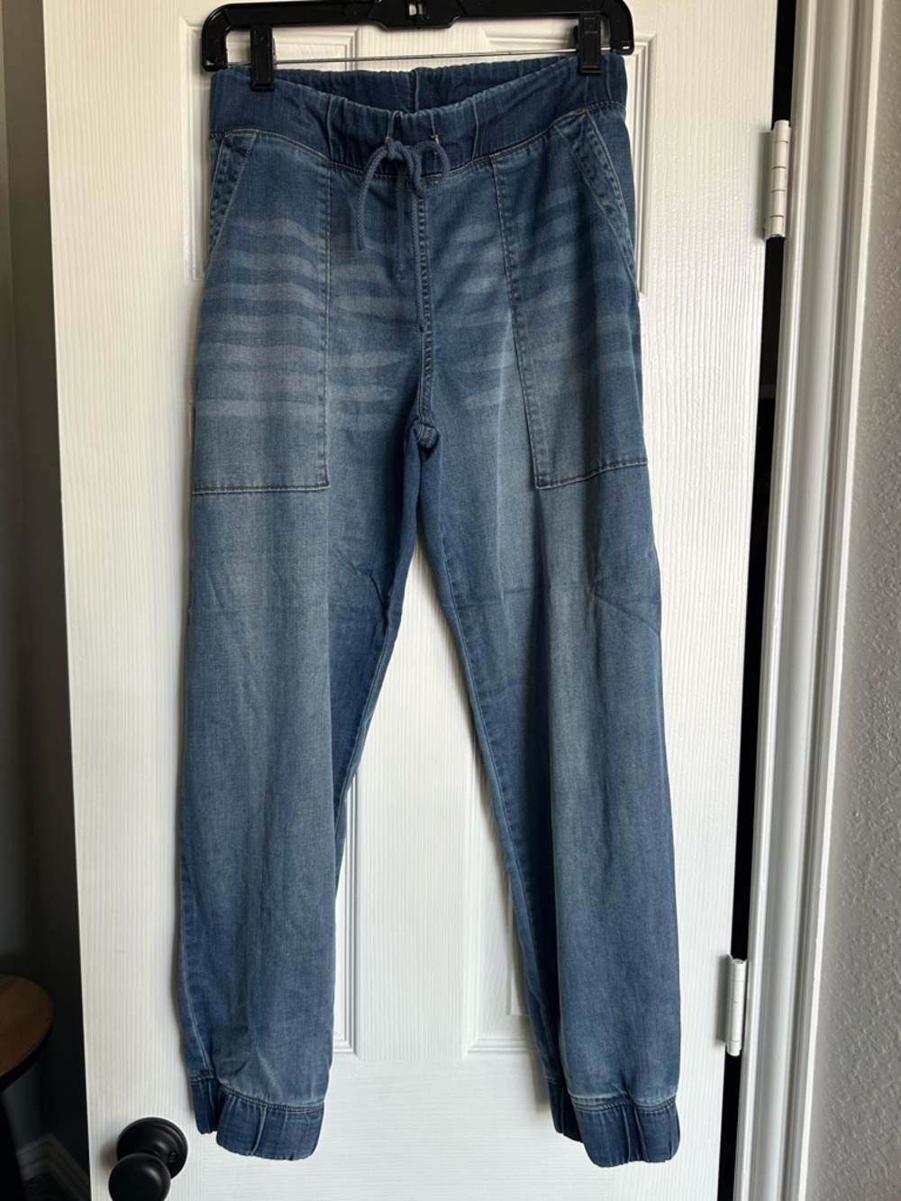 Bella Dahl denim pocket jogger pants- large - Picture 3 of 4